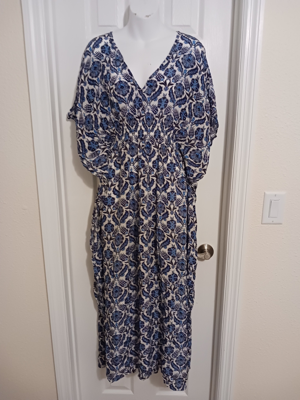 Rujuta Sheath Marie Cinch Kaftan Blue Lotus Print Maxi Dress Anthropologie M/ L